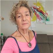 Lsureata in Pedagogia si propone per ripetizioni di Italiano Storia e Geografia